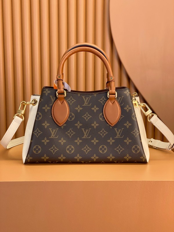 全新LOUIS VUITTON 路易威登手袋OPERA BB M46495