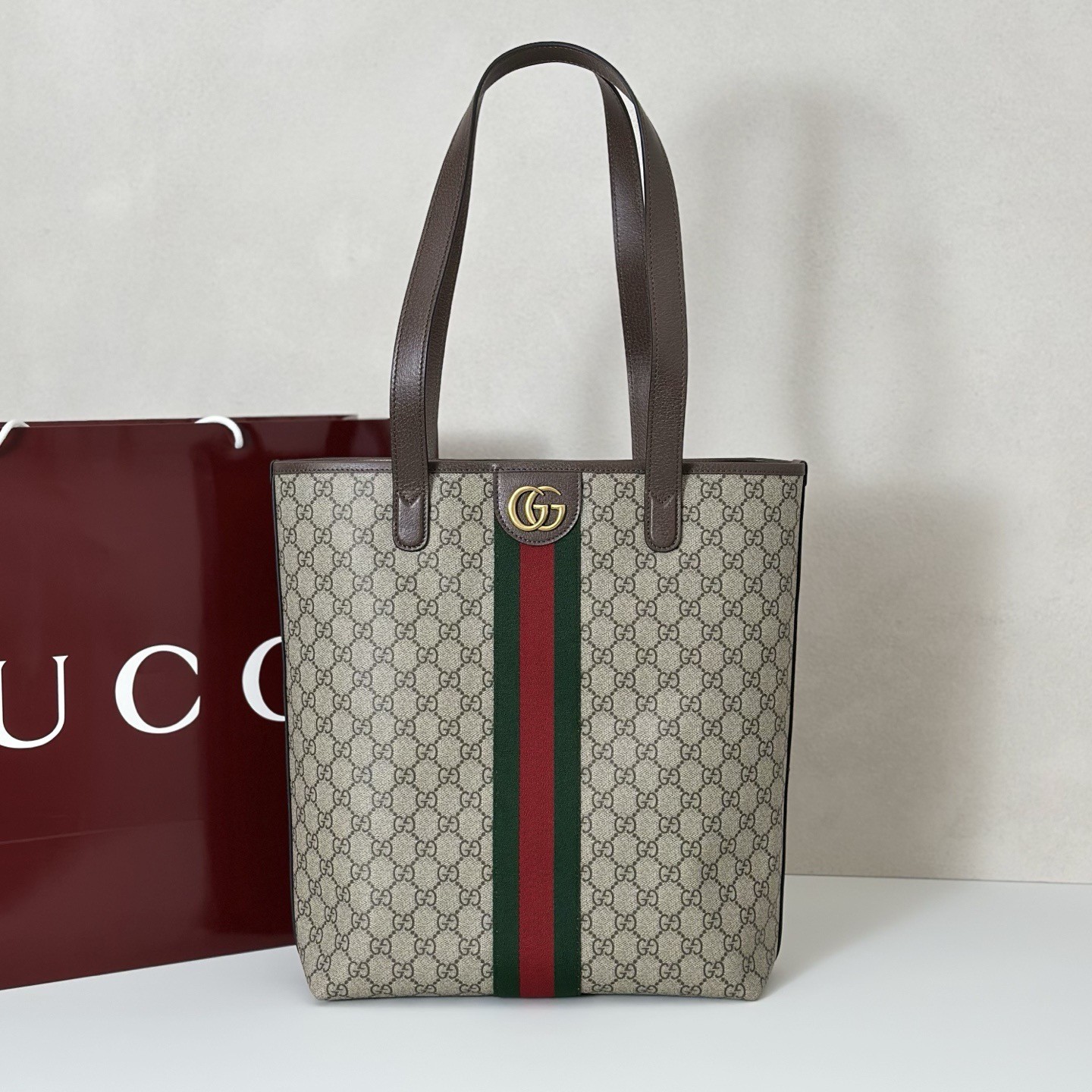 【GUCCI 古馳】Ophidia GG Small Tote 經典托特包｜紅綠織帶 × 雙G金釦 × 復古輕奢風